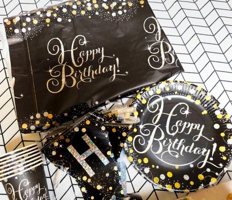 Narozeninová párty sada stříbrno-zlatá,