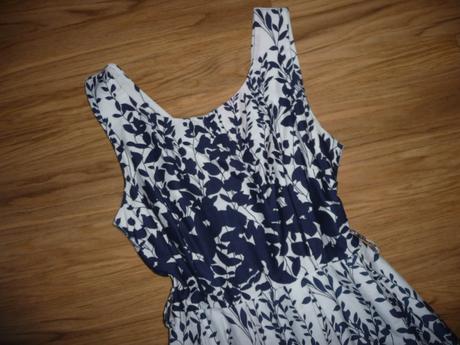 Dámské/dívčí šaty vel. s, s