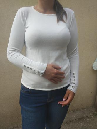 Bílý svetřík reserved, reserved,m