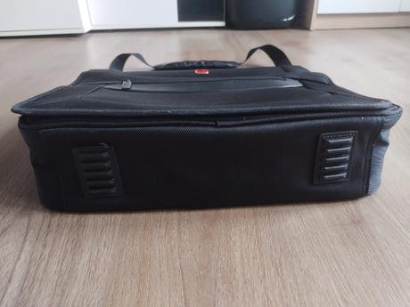 Značková brašna na notebook wenger, 