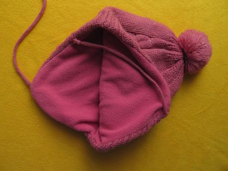 Čepice s bambulí, 104