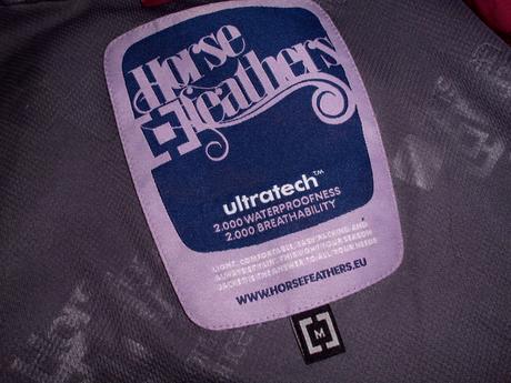 Prechod.bunda m, horsefeathers,m