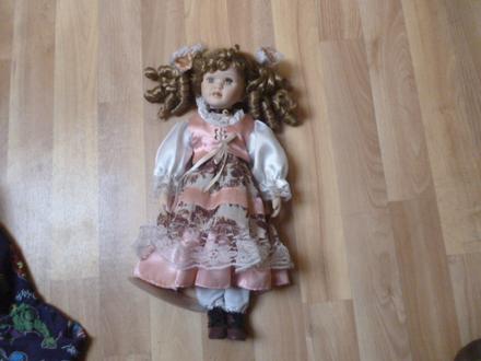 Porcelánová panenka 40 cm, 