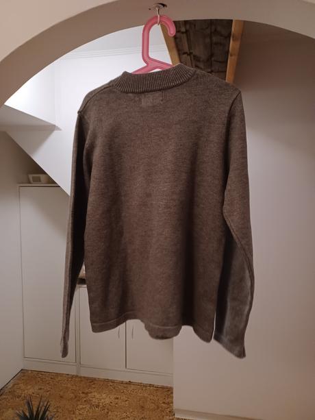 Svetr lindex s ozdobnými knoflíky 134/140, lindex,140