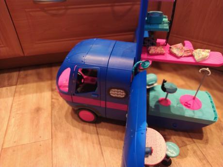 Karavan pro panenky lol surprise omg, 