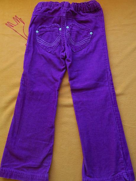 Mančestráky do fialova, dopodopo,104