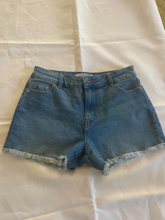 Kratasy vel.36, primark,36