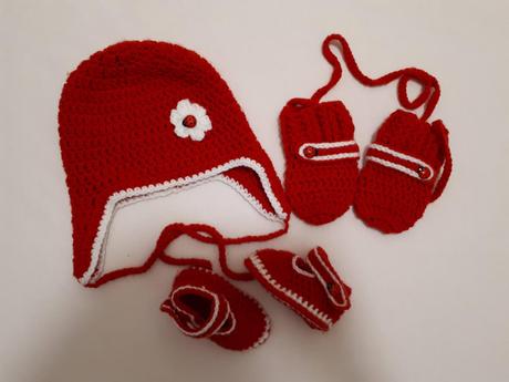 Zimní pletený komplet, čepička, rukavičky, capáčky, 80