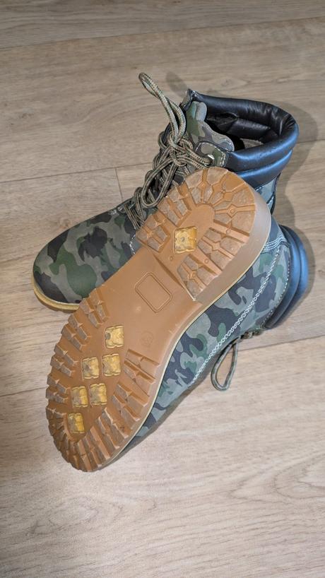 T523  kotníkové maskáčové boty vel. 37, 37