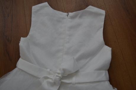 Bílé šaty pro družičku, 128