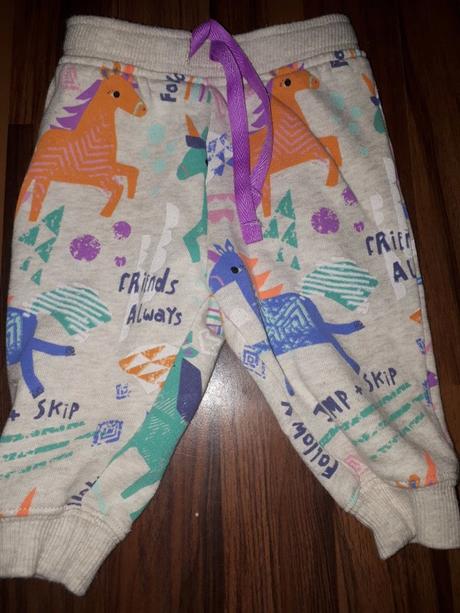 Tepláky s koniky, poniky 68 next, next,68