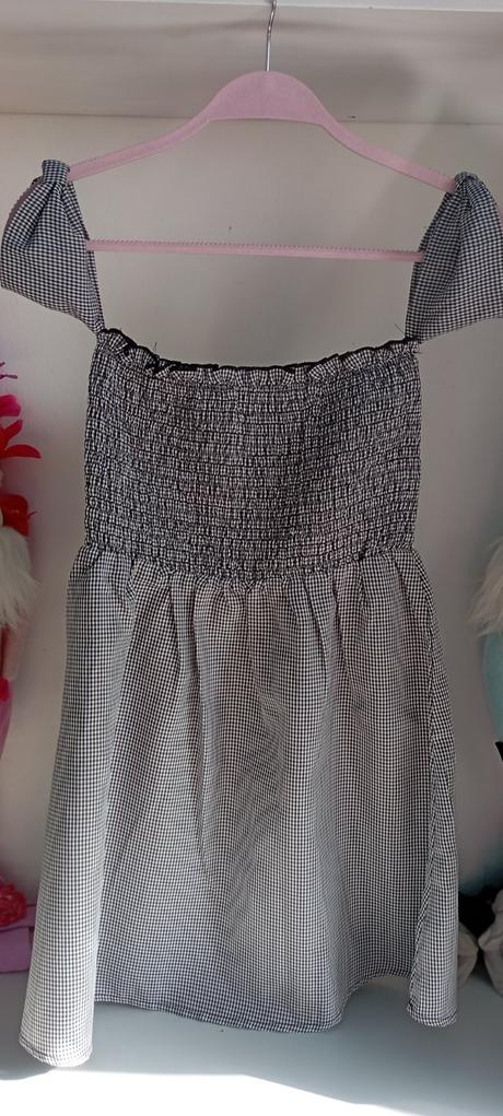 Šaty zn."shein" vel."130", 128