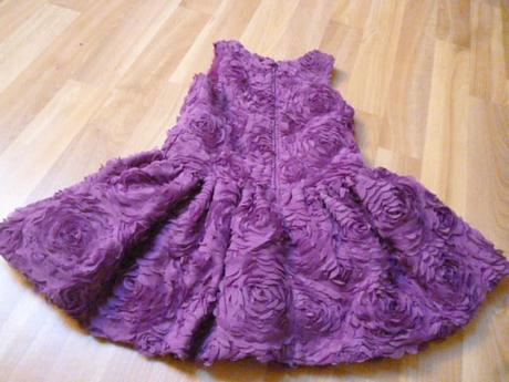 Bohaté šaty vel. 2-3 autograph, 98