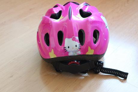 Cyklistická helma,