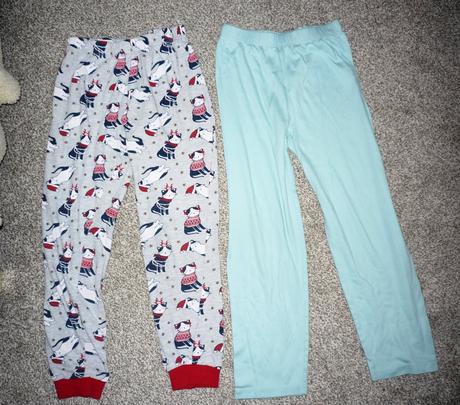 2x bavlněné pyžamo vel 134-140,cena za obě, 134