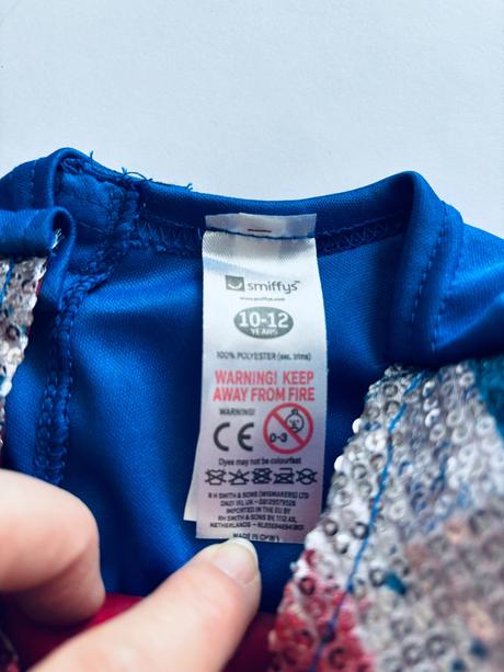 An14/ kostym s flitri - v.10/12 let, 