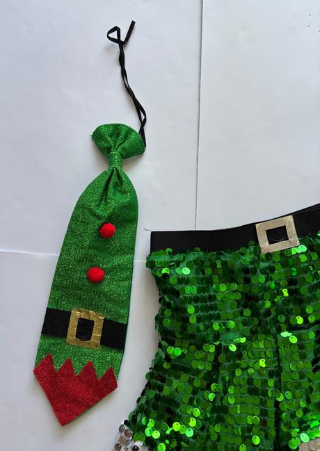 An20/ kostým vánoční - v.cca 5/7 let, 116