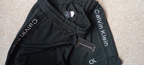 Šortky zn."calvin klein" vel."s", calvin klein,s