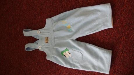 Modré kalhoty s laclem, 74