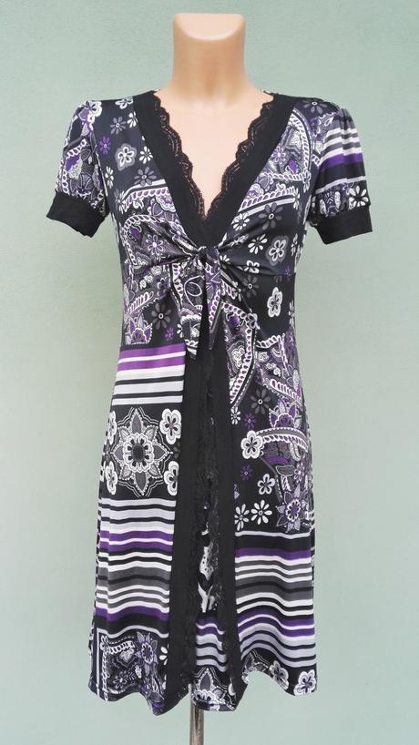 Chladivé šaty s krajkou - vel.36/38, 36