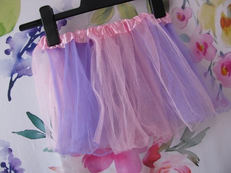 Hezká dívčí barevná tylová sukně, 110