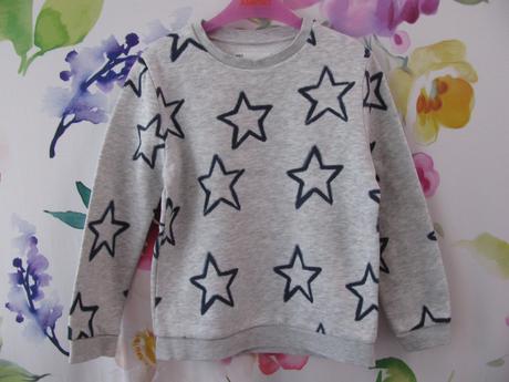 Světle šedá bavlněná mikina s modrými hvězdami, marks & spencer,116