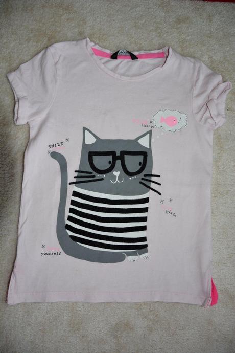 Trička 4-5 let - winx, zajíček, kočka, george,110