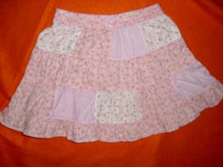 Nádherné tílko se sukýnkou, mini mode,80