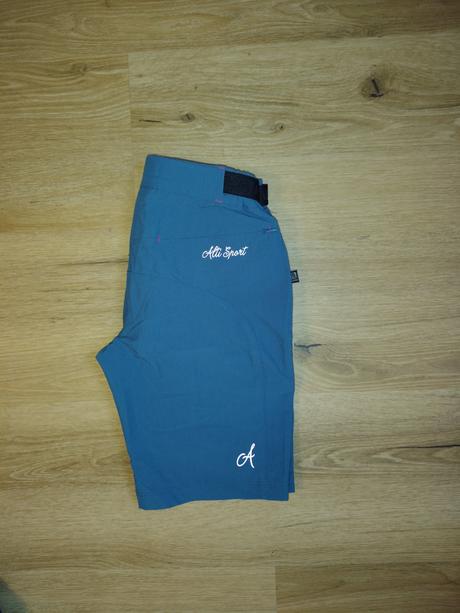 Dívčí sportovní funkční kraťasy 158/164 altisport, 158