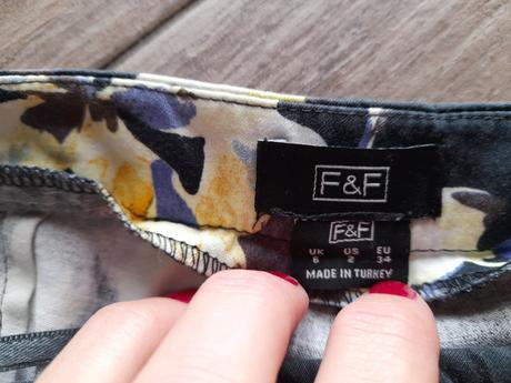 Květinové kalhoty zn. ff ke kotníkům, vel. 34., f&f,34
