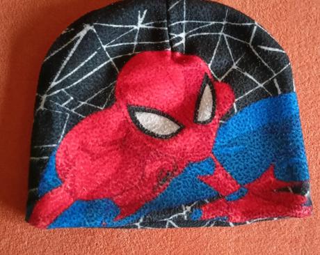 Čepice, marvel,110