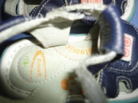 Uni první sandálky esse, vel. 19, essi,19