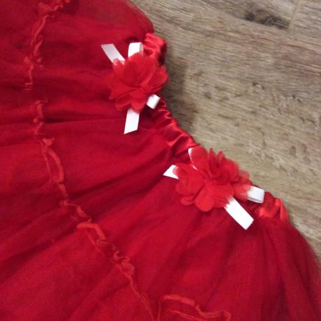 Slavnostní tylová sukýnka s mašličkami, 92