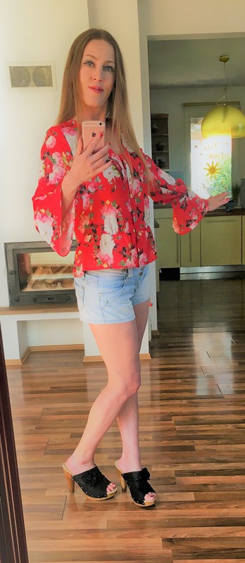 Květ červená halenka, vel m/l, janina, m