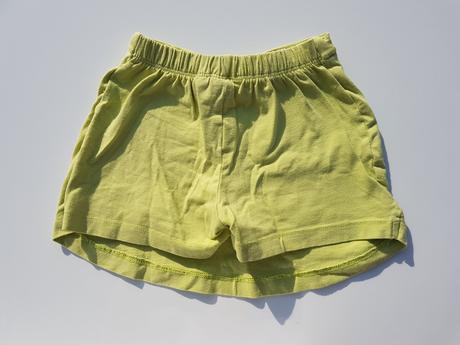 E18 dívčí kraťasy se sukýnkou vel. 92, 92