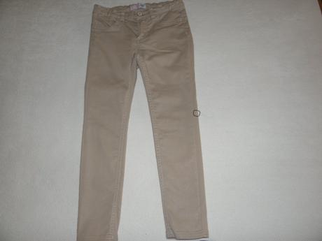 Béžové třpytivé slim kalhoty zn. reserved vel.122, reserved,122