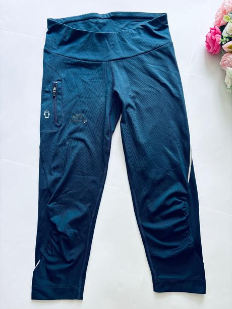 D38/ leginy 3/4 délky - v.cca xxs zn. kalenji, 32