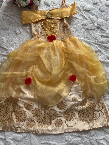 An18/delux kostým  kráska bell - v.6/7 let disney, 