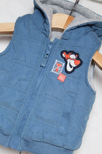 Vesta zateplená vel. 3 - 6 m, disney,68