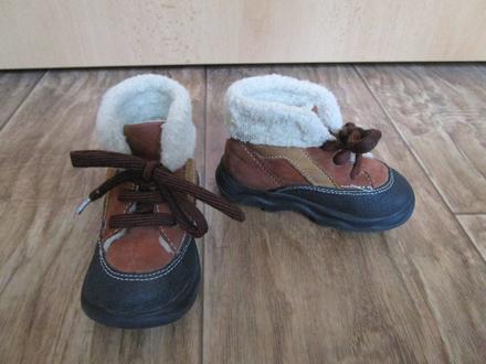 Pěkné hnědé kožené kotníčkové boty s kožíškem, 21