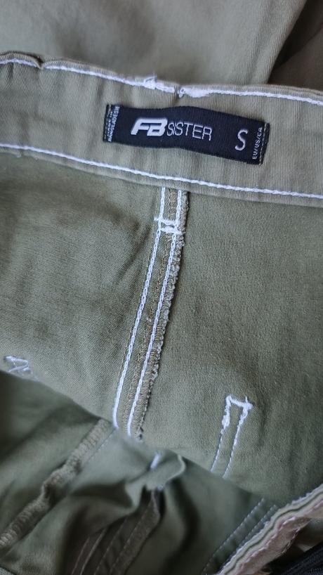 Kapsáčové kalhoty vel. s, s