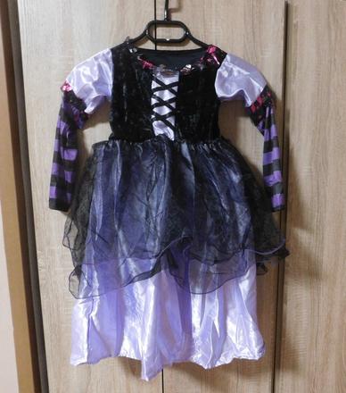 Karnevalový kostým-čarodějka vel.4/6let,