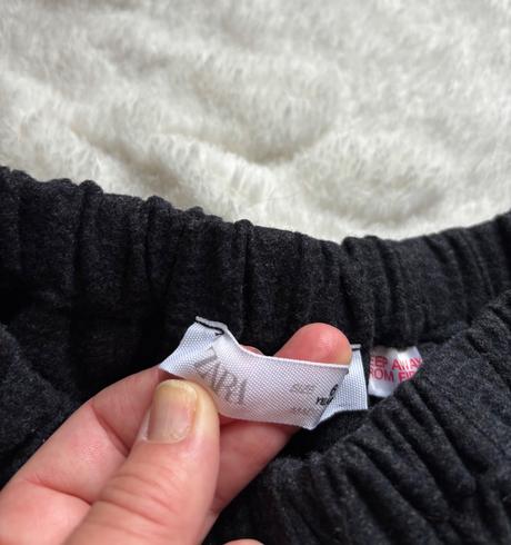 K8/ tepláky černé baggy - v.116 zn. zara, zara,116