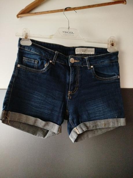 Kraťasy zn. esmara vel.34, esmara,34