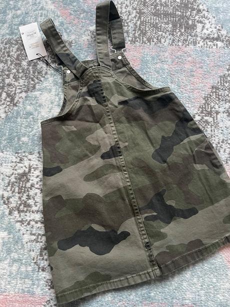 Maskáčové šaty s laclem vel.128 - nové, 128