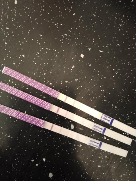 Slabá čárka na těhotenském testu. Jsem těhotná?