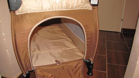 Cestovní postýlka caretero medio - hnědá, 65,120