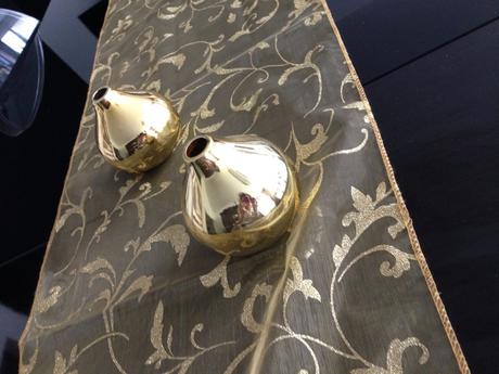 Zlatá souprava dekorativní váza+ běhoun na stůl, 