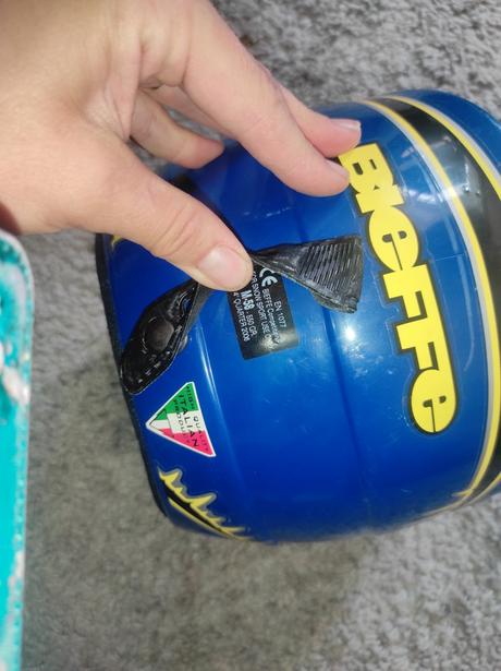 Lyžařská helma, xs