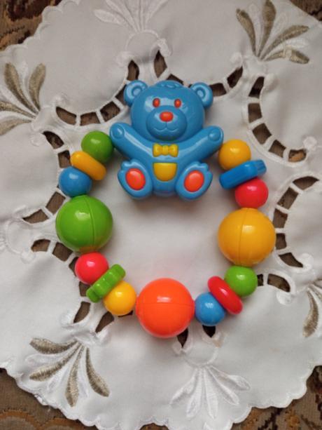 Dětské chrastítko medvídek s korálky, 